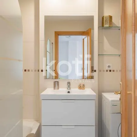 Double Bedroom And Relaxing Sunny Terrace Koti Fuengirola