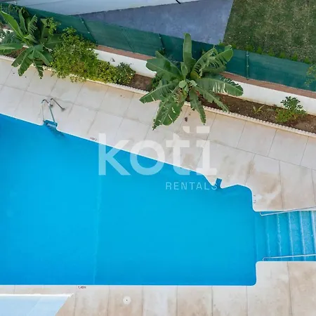 Homestay Double Bedroom And Relaxing Sunny Terrace Koti Fuengirola
